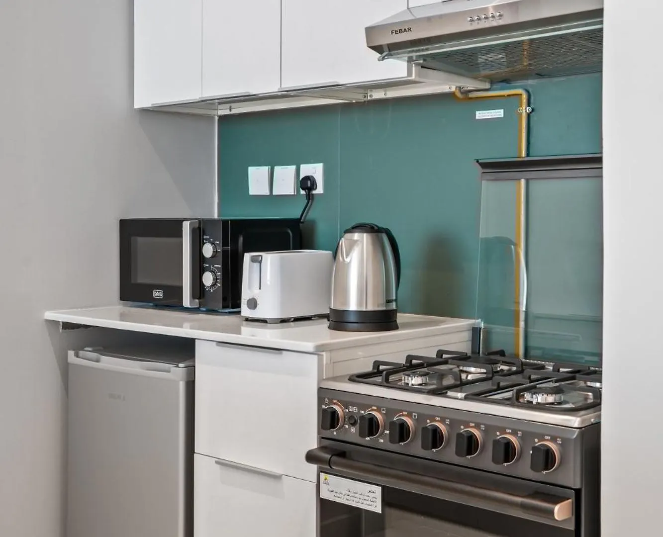 Bright Studio In Vibrant Dubailand District Emirati Arabi Uniti